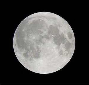 201605-moon.jpg